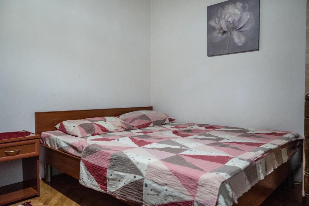 Hostel Center Ülgün Dış mekan fotoğraf